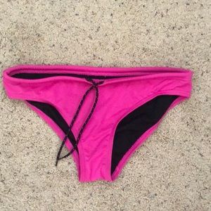 TYR training bottoms